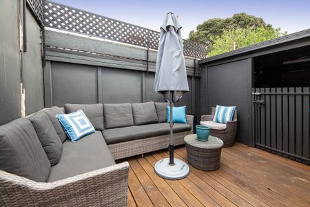 1/16 Brickwood Street, Brighton VIC 3186 - Apartment For Rent | Domain - Photo 2
