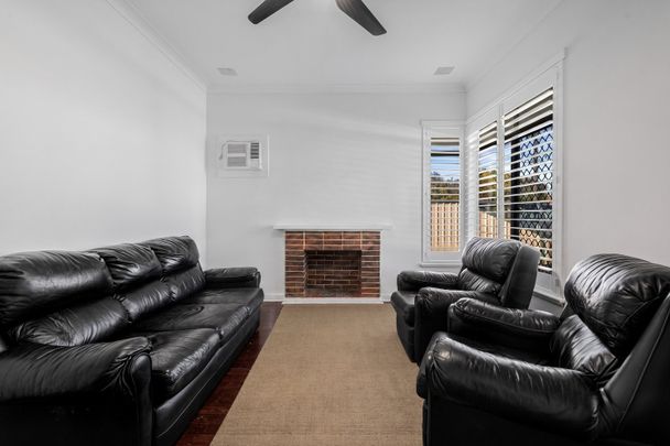 Spacious & Stylish 3-Bedroom Home! - Photo 1