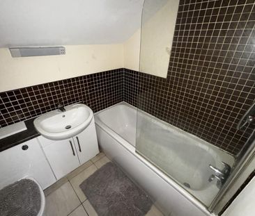 1 bedroom duplex to rent - Photo 3