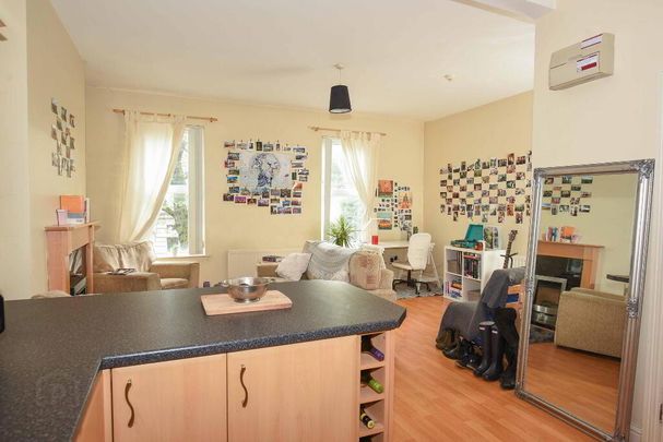 Apt 2, 25 Stranmillis Road, Belfast, BT9 5AF - Photo 1