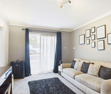 1 bedroom ground floor flat to rent - Photo 4