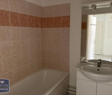 Location Appartement 3 pièces 65m² FOUGERES 35300 - Photo 6