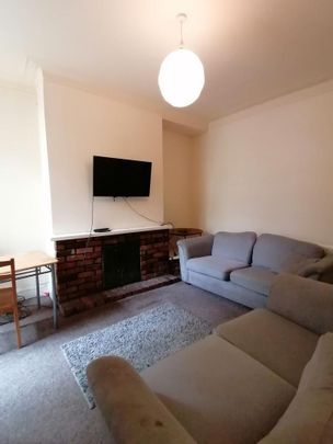 5 bedroom house to rent - Photo 1