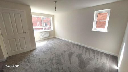 3 bedroom semi-detached house to rent - Photo 2