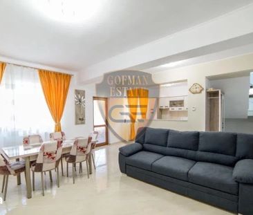 Vila 5 camere, 3 bai, Mamaia-Sat Nord - Photo 2