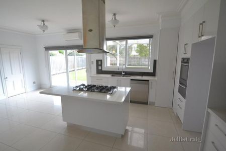 40 Heller Street, Brunswick West - Photo 2