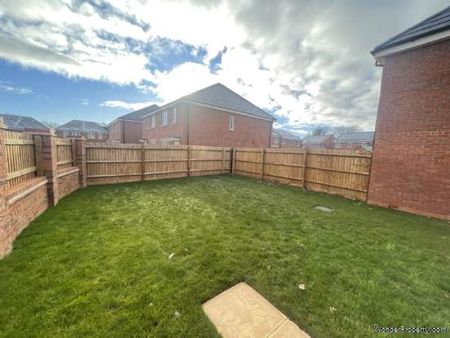 3 bedroom property to rent in Sutton Coldfield - Photo 2