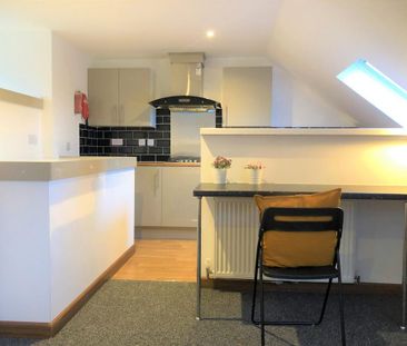 Studio to rent - Photo 6