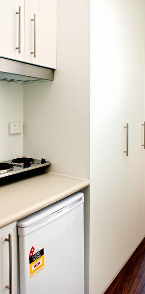 Partially furnished apartments - close vicinity of sydney cbd and the university of sydney - Photo 1