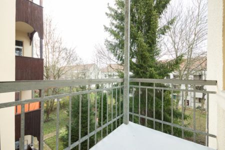 ** Attraktive Altbau-Wohnung in Wahren | Balkon | separate Küche | 2 Zimmer | saniert ** - Photo 2