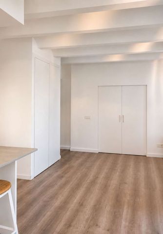 2 room luxury Flat for rent in Valencia - Photo 3