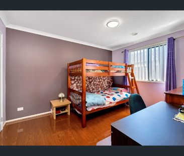 An Exquisite 4 Bedroom Family Residence in Coveted Tarneit Location! - Photo 3