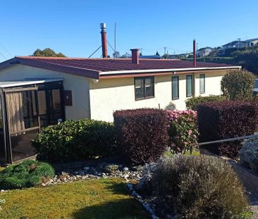 North Balclutha 2 bedroom house - Photo 4