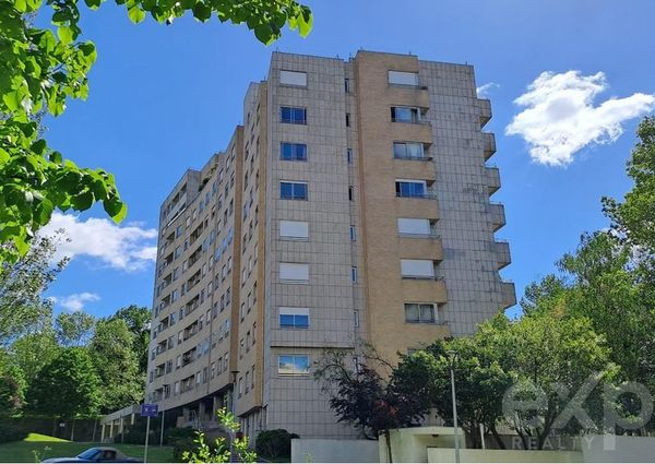 Excelente T4 com vistas de mar e rio nas Varandas da Foz