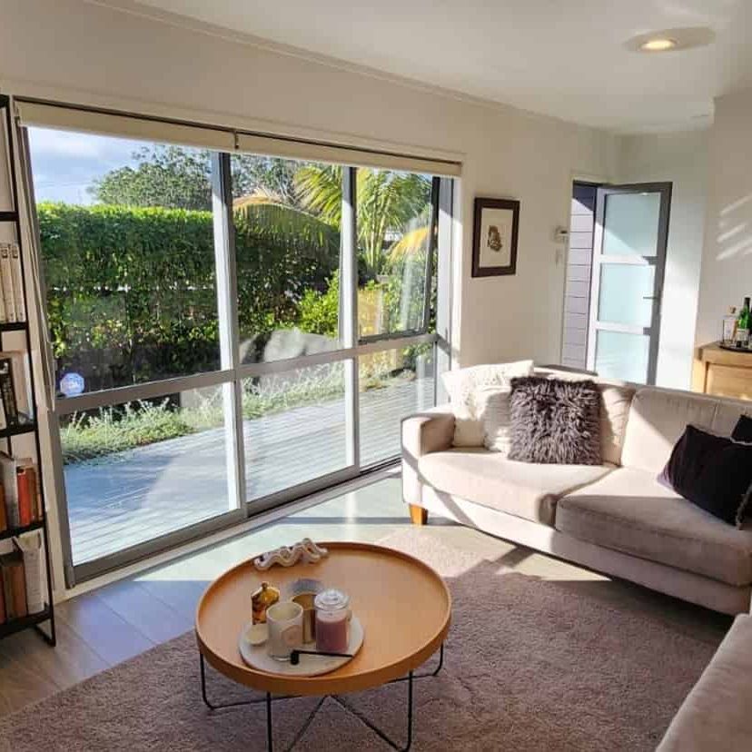 Comfortable & Spacious Living in Panmure - Photo 1