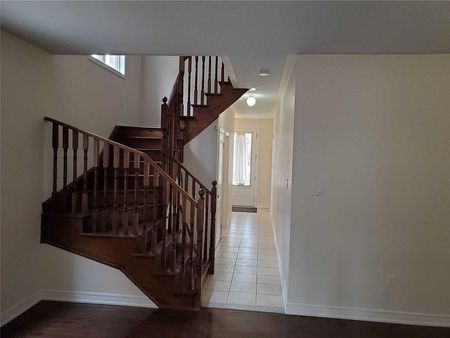 For Lease - 16 Swancreek Court, Brampton, Ontario - Photo 4