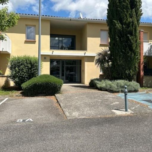 Location Appartement 2 pièces 46m² AUTERIVE 31190 - Photo 1