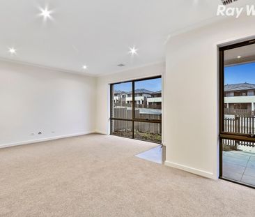 Brilliant Abode in an Enviable Estate - Photo 1