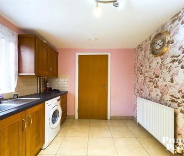 18 Lancaster Street, Belfast, BT15 1EZ - Photo 5