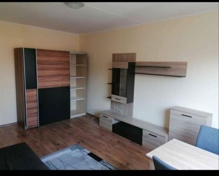 Kiadó újszerű állapotú panel lakás - Debrecen - Photo 2