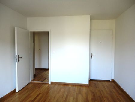 3.5 Zimmerwohnung in Dübendorf - Photo 2