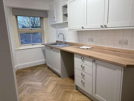 Bourton-on-the-water, GL54 - Photo 3