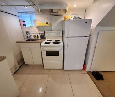 For Lease - 31 Gilpin Avenue Unit# Lower, Toronto, Ontario - Photo 1