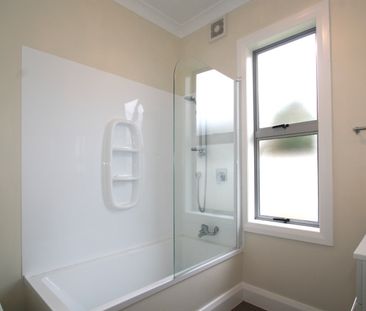 Well Presented In A Superb Location - Photo 6
