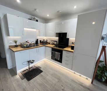 1 bedroom flat to rent - Photo 6