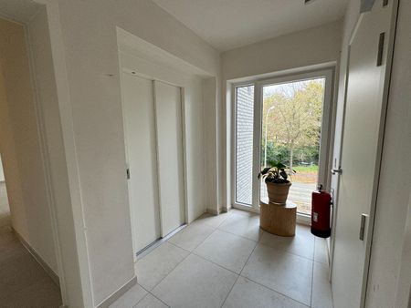 Modern energiezuinig twee slaapkamerappartement + autostaanplaats in Hasselt - Foto 4