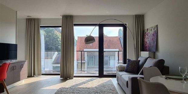 Serviceflat te huur in Rupelmonde voor € 1.282 met 1 slaapkamer - Photo 1