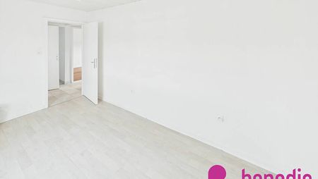CORNY SUR MOSELLE - MAISON F6 - 4 CHAMBRES - PISCINE - Photo 2