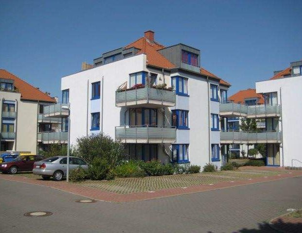 2 Zimmer, MD-Süd, G.-Ricker-Str.32, OG 2 klein aber fein: Laminat, Balkon und EBK - Photo 1