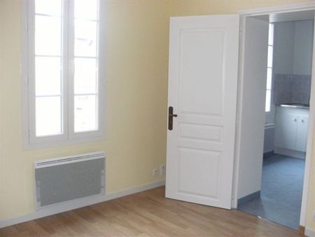 Location Appartement 2 pièces 32m² ISIGNY SUR MER 14230 - Photo 5