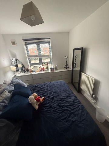 1 Bed Flat, Berber Parade, SE18 - Photo 4