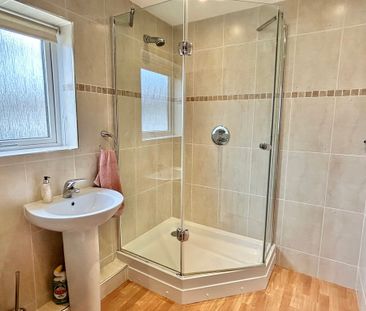 1 bedroom Spacious One Bedroom House to rent - Photo 3