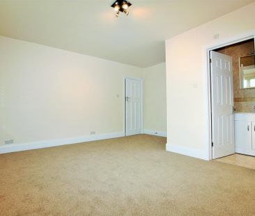 5 bedroom detached house to rent - Photo 6