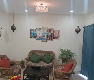 For Lease - 17 Portrush Trail Unit# Main, Brampton, Ontario - Photo 2