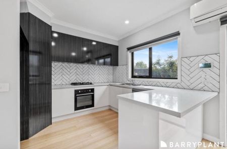 Sunshine North - Photo 2