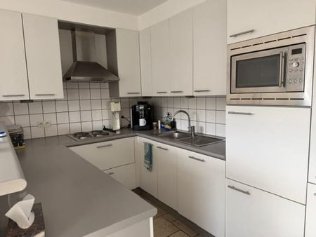 Appartement te huur - foto 4