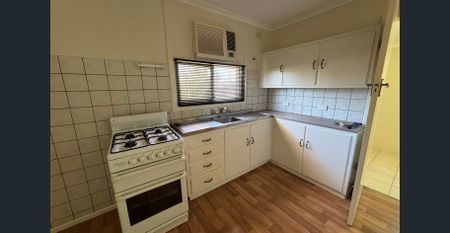 RARE OPPORTUNITY IN THIS SUBURB - Photo 4