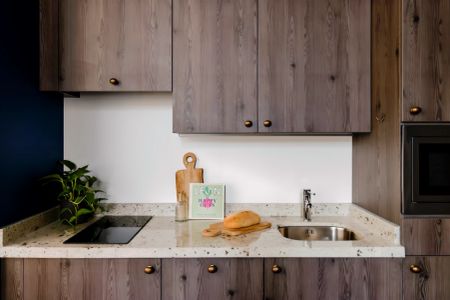 1 Bed Apartment - Photo 3