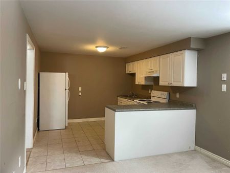 For Lease - 23 Loon Avenue Unit# Lower, Barrie, Ontario - Photo 4