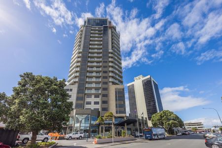 Slice of heaven in the heart of Takapuna - Photo 3