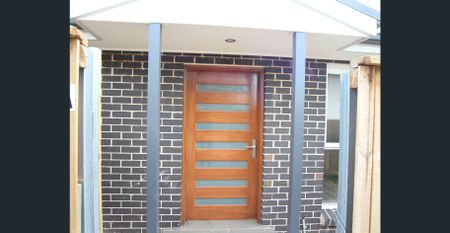 Near New 2 Bedroom Granny Flat - Photo 5