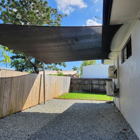 Charming 3-Bedroom Home in East Mackay - Photo 5