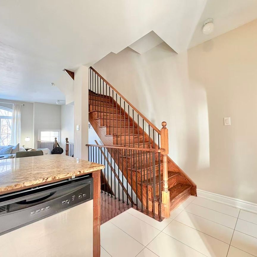 For Lease - 137A FINCH Avenue, Toronto, Ontario - Photo 1