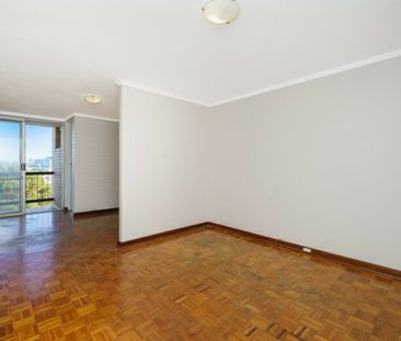 Hyde Park Location - Photo 6