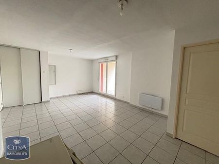Location Appartement 2 pièces 47m² STIRING WENDEL 57350 - Photo 3