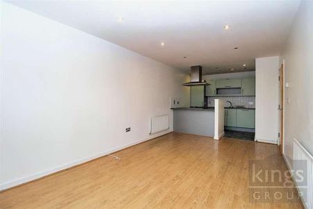 Foundry Gate, Waltham Cross, EN8 - Photo 5